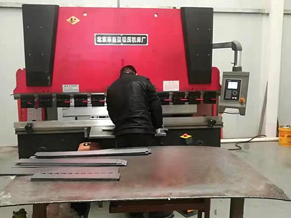 數(shù)控折彎?rùn)C(jī)